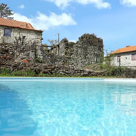 Comfortable With Mountain View In Agueda 20 M² Shared Pool Urgueira (Aveiro)